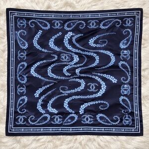 Chanel luxury vibes silky scarf 35x35‼️LAST ONE LEFT
